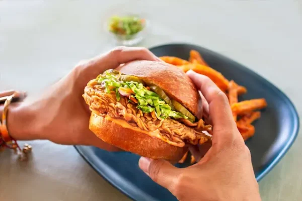 گوجه‌فرنگی، راز خوشمزگی در هزاران غذا!